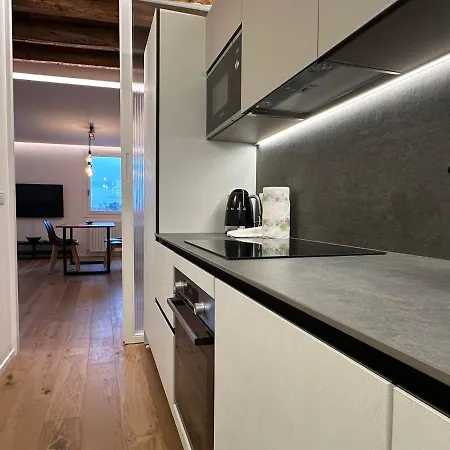 Wonderful Prato Della Valle Free Parking 아파트 파도바