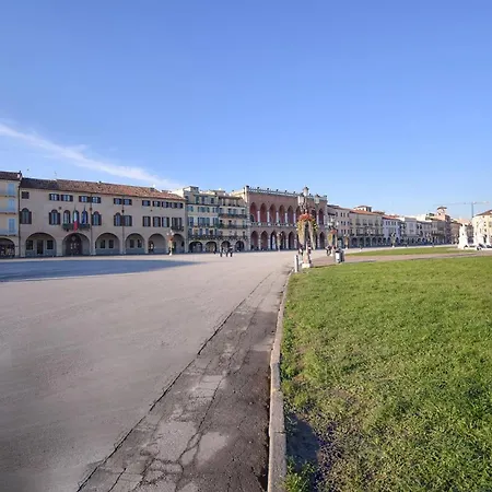 Wonderful Prato Della Valle Free Parking *