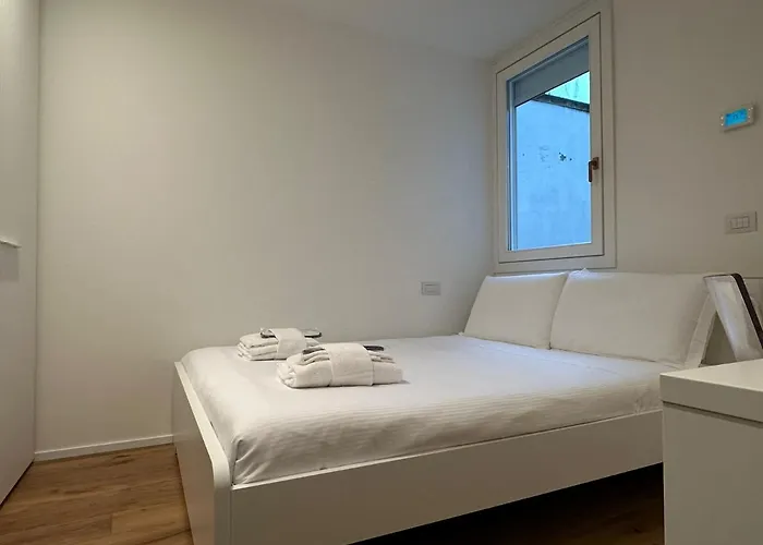 Wonderful Prato Della Valle Free Parking *