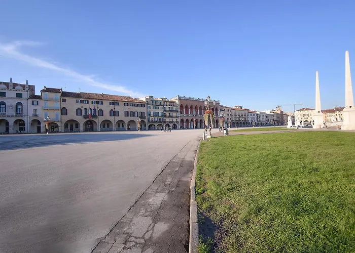Wonderful Prato Della Valle Free Parking *