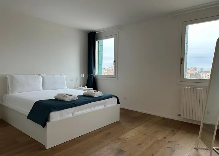 Wonderful Prato Della Valle Free Parking *