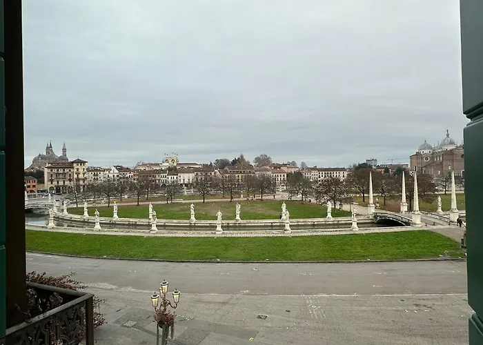Wonderful Prato Della Valle Free Parking *